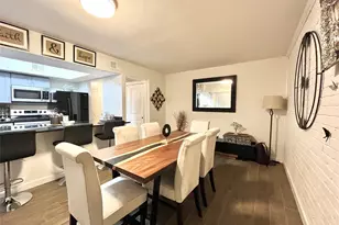 2640 Via Valencia, Carrollton, TX 75006 - Photo 7