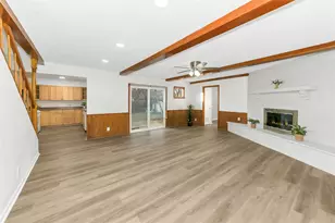 828 S Collins St, Arlington, TX 76010 - Photo 9