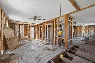 2512 Bridge St, Gatesville, TX 76528 - Photo 11