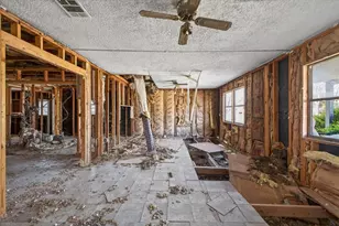 2512 Bridge St, Gatesville, TX 76528 - Photo 9