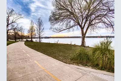 1052 Gallivant Lane, Dallas, TX 75218 - Photo 5