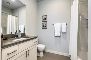 1052 Gallivant Ln, Dallas, TX 75218 - Photo 21