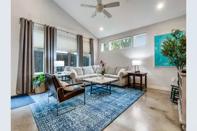 1052 Gallivant Lane, Dallas, TX 75218 - Photo 7