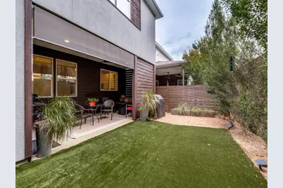 1052 Gallivant Lane, Dallas, TX 75218 - Photo 3