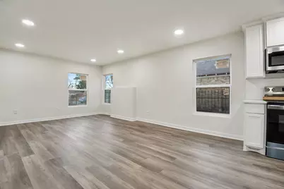 1265 E Maddox Avenue, Fort Worth, TX 76104 - Photo 9