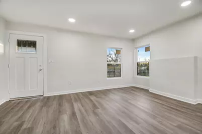 1265 E Maddox Avenue, Fort Worth, TX 76104 - Photo 5