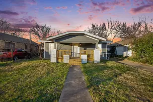 1265 E Maddox Ave, Fort Worth, TX 76104 - Photo 1