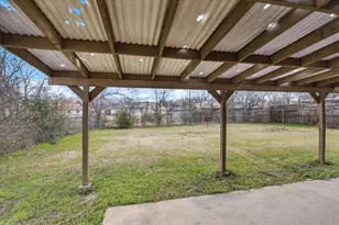 328 Heirloom Dr, Fort Worth, TX 76134 - Photo 25