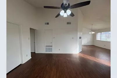 5930 Timbercrest Drive, Arlington, TX 76017 - Photo 9