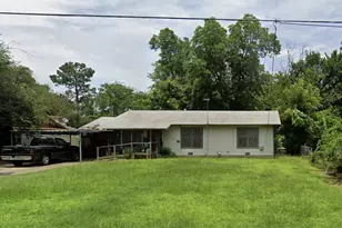817 Cranford St, Sulphur Springs, TX 75482 - Photo 11