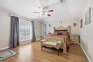 1519 Rocky Point Dr, Lewisville, TX 75077 - Photo 3