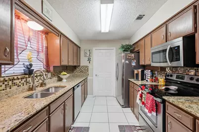 1519 Rocky Point Drive, Lewisville, TX 75077 - Photo 17