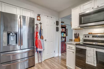 5221 Grand Mesa Drive, Fort Worth, TX 76137 - Photo 17