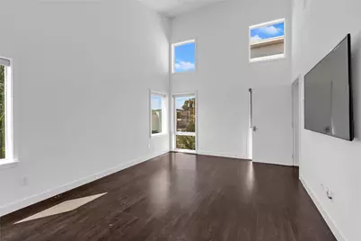 4915 Flitwick Court, Dallas, TX 75204 - Photo 15