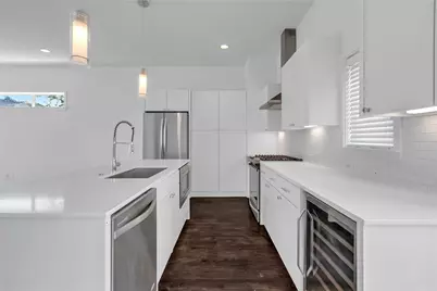 4915 Flitwick Court, Dallas, TX 75204 - Photo 11