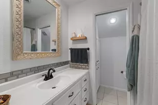 809 Woodland W Dr, Woodway, TX 76712 - Photo 17