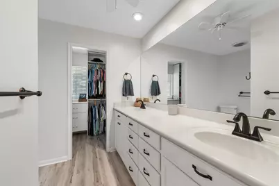 809 Woodland West Drive, Woodway, TX 76712 - Photo 11