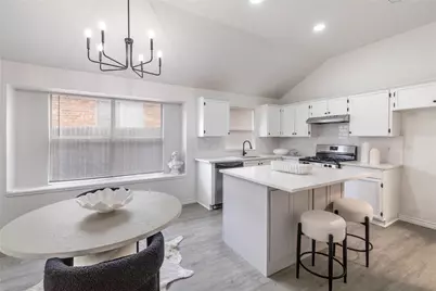 4929 Prestwick Drive, Fort Worth, TX 76135 - Photo 5