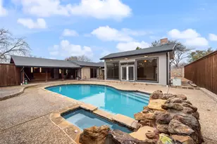 12330 Cedar Bend Dr, Dallas, TX 75244 - Photo 21
