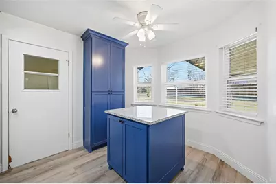 1164 Valley View Drive, Hurst, TX 76053 - Photo 7