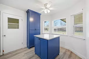 1164 Valley View Dr, Hurst, TX 76053 - Photo 7