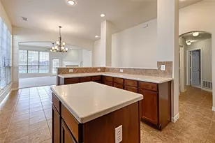 2619 Cove Dr, Grand Prairie, TX 75054 - Photo 9