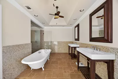 310 Oakhill Drive, Keene, TX 76059 - Photo 25