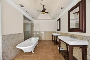 310 Oakhill Dr, Keene, TX 76059 - Photo 25