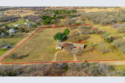 310 Oakhill Drive, Keene, TX 76059 - Photo 3