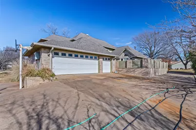 8908 Brierfield Road, Granbury, TX 76049 - Photo 39