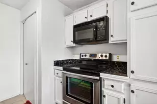 5550 Spring Valley Rd, Dallas, TX 75254 - Photo 9