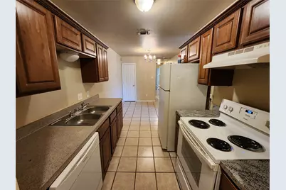 939 Baker Street, Fort Worth, TX 76104 - Photo 7