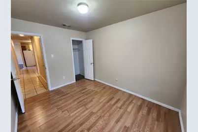 939 Baker Street, Fort Worth, TX 76104 - Photo 13