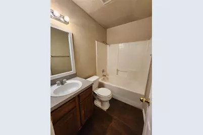 939 Baker Street, Fort Worth, TX 76104 - Photo 11