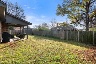 2016 Spicewood Road, Bedford, TX 76021 - Photo 9