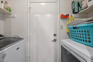 2016 Spicewood Rd, Bedford, TX 76021 - Photo 11