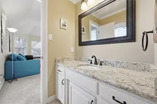 2817 Kingswood Dr, Grapevine, TX 76051 - Photo 25