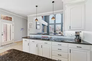 2817 Kingswood Dr, Grapevine, TX 76051 - Photo 11