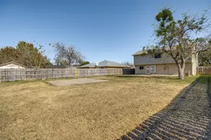 900 N Brents Ave, Sherman, TX 75090 - Photo 25
