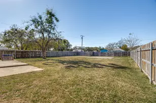 900 N Brents Ave, Sherman, TX 75090 - Photo 23