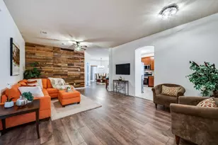 1420 Jordan Creek Ct, Little Elm, TX 75068 - Photo 3