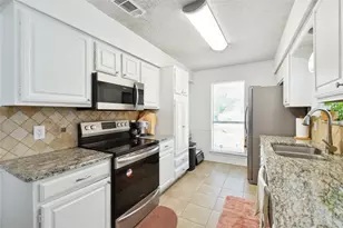 3129 Regency, Carrollton, TX 75007 - Photo 13