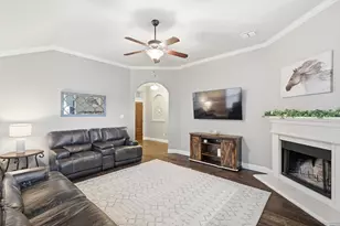 441 E Wishbone Ln, Fort Worth, TX 76052 - Photo 5