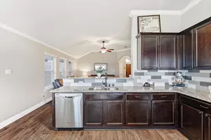 441 E Wishbone Ln, Fort Worth, TX 76052 - Photo 9