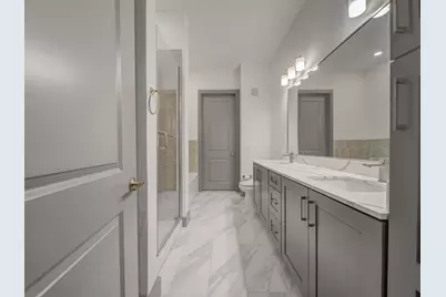 2700 Old Denton Road #1043, Carrollton, TX 75007 - Photo 9