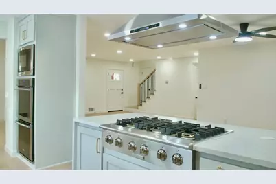 9920 Greenfield Drive, Dallas, TX 75238 - Photo 5