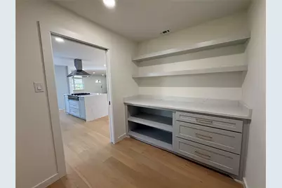 9920 Greenfield Drive, Dallas, TX 75238 - Photo 7