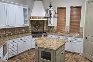 4541 Stonewood Cir, Midlothian, TX 76065 - Photo 5