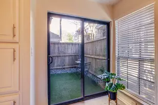 5200 Martel Ave, Dallas, TX 75206 - Photo 3