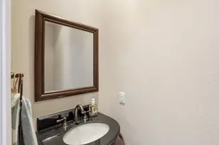 6736 Marbella, Irving, TX 75039 - Photo 19